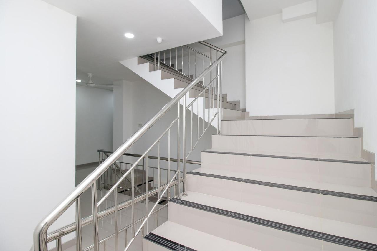 RedDoorz Plus @ Terban Residence Yogyakarta Exterior foto