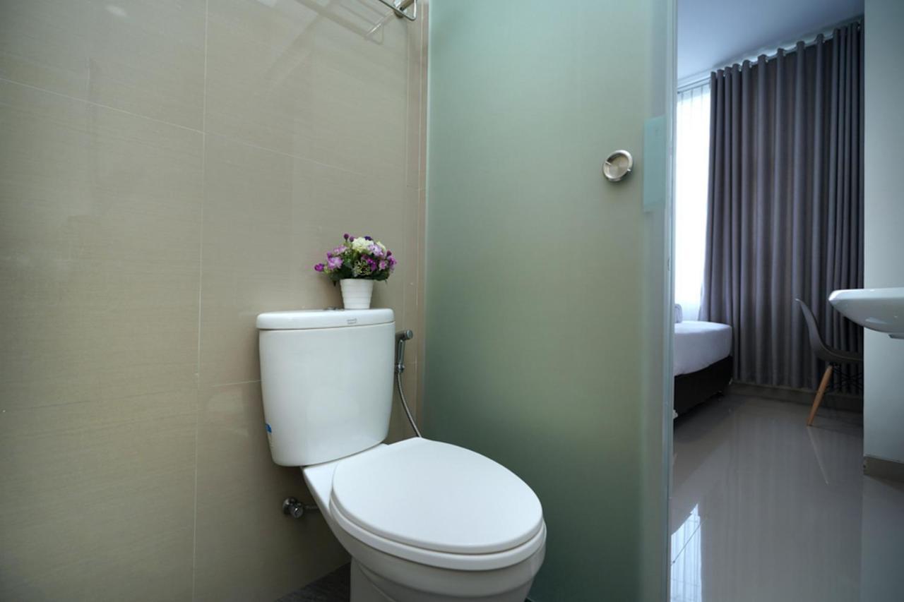 RedDoorz Plus @ Terban Residence Yogyakarta Exterior foto