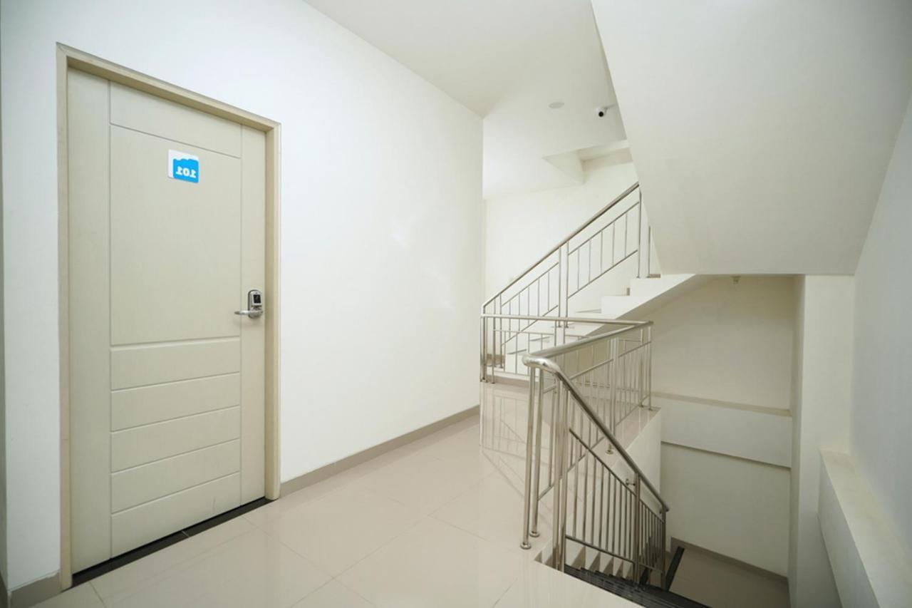 RedDoorz Plus @ Terban Residence Yogyakarta Exterior foto